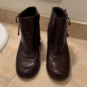 A2 By Aerosoles Brown Ankle Boots